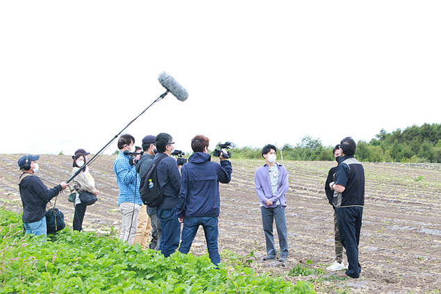 大石農産でテレビ番組の撮影がありました！ 10/9（土）20：00～　TVh「北海道そば巡りあい旅　新そば編（仮）」見てね！